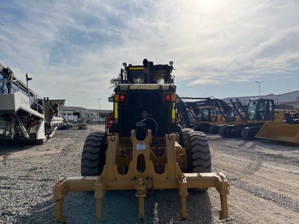 Motoniveladora CAT 12M - Imagen 4