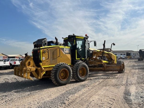 Motoniveladora CAT 12M - Imagen 3