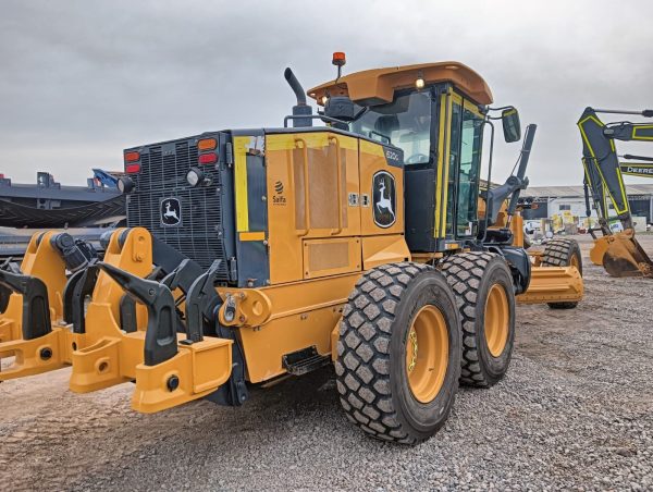 Motoniveladora 620G - Imagen 4