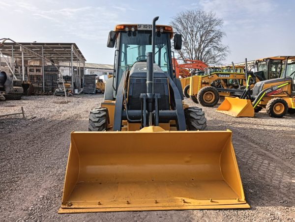 Retroexcavadora John Deere 310L